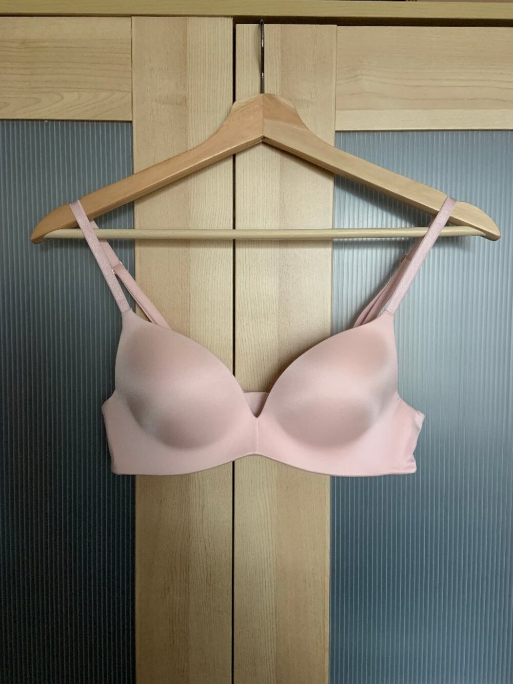 Victoria's Secret So Obsessed Smooth Wireless Push-Up Bra
